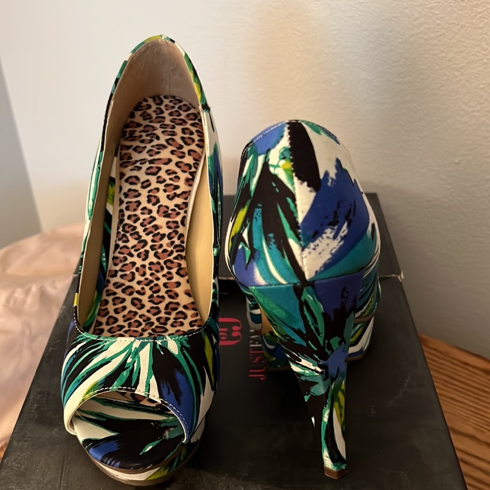 Dress shoe - Picture 3 of 4
